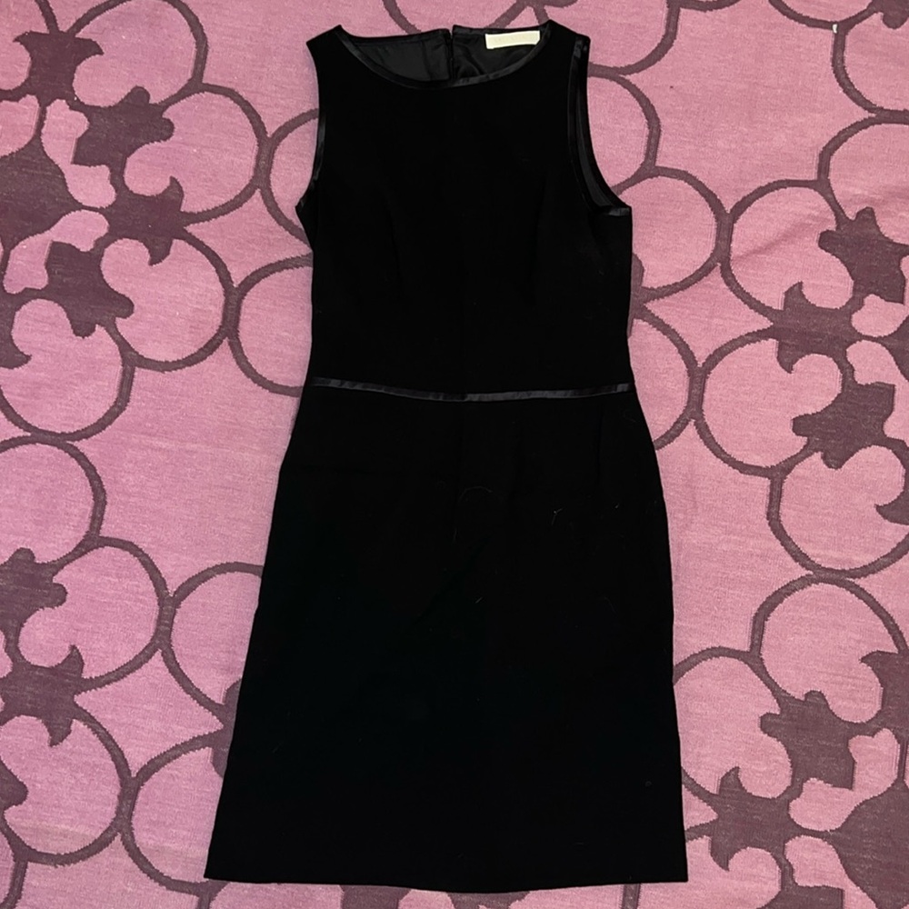 Valentino Garavani vintage silk crepe dress with trim 10 pristine